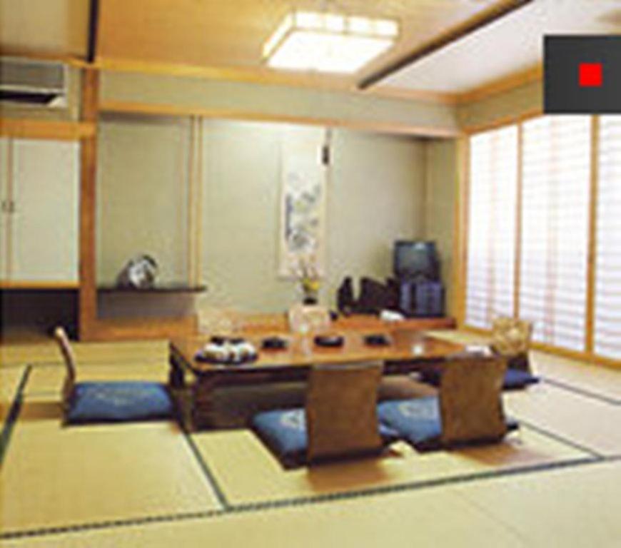 Umeya Noto Quarto foto